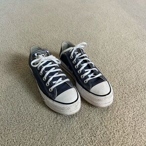 Converse Classic Platform Navy Low-Tops